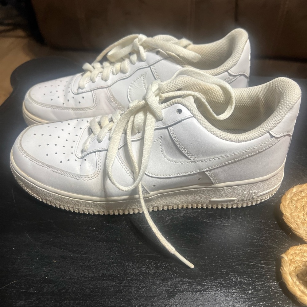 Nike AF1’s size 7.5